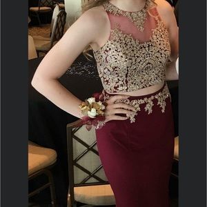 🔥Stunning Sz 2 2pc beautiful dress